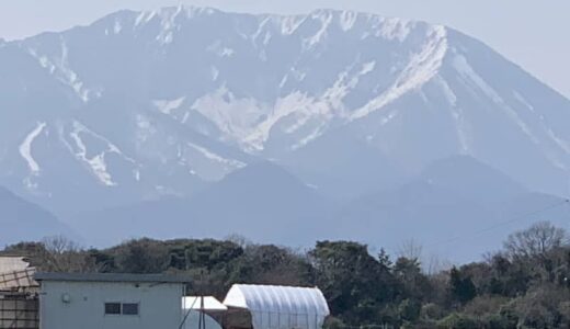 2人滑落死の大山登山、春も雪に注意　登山届や十分な装備を