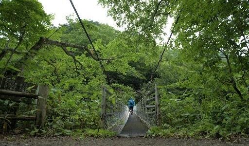 北海道から沖縄まで約1万キロ　「歩く旅」の魅力　【コラム・明窓】