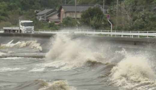 山陰に最接近の台風11号　屋根や車庫を吹き飛ばし川では逆流も…70代男性が転倒して頭にけが　各地に爪痕残す