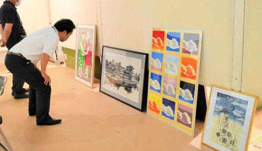 入選作301点決定　県博で「県展」作品審査会　表現力じっくり吟味