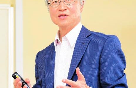 学校現場での新聞活用意義学ぶ　図書館司書らが研修会