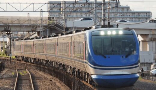 「スーパーはくと名探偵コナン号」、大阪駅で出発式！ノベルティ配布も 12月3日