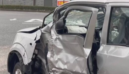 通勤時間帯…国道交差点で軽乗用車同士が衝突、横転