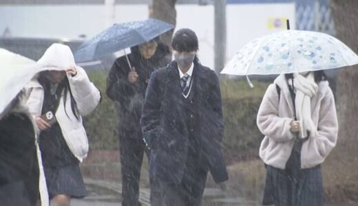 冬型の気圧配置　平地でも雪の舞う朝