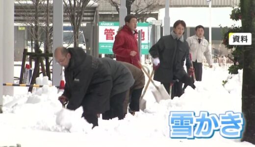 “腰を痛めない”雪かきのテクニックを“令和の怪物”「伯桜鵬」のトレーナーに聞いた 「ポイントは2つ」【鳥取発】
