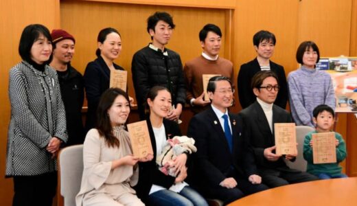 最優秀賞に村田邸（住宅部門）　「Goods＆cafeみっくす」（非住宅部門）　空き家利活用コン表彰式