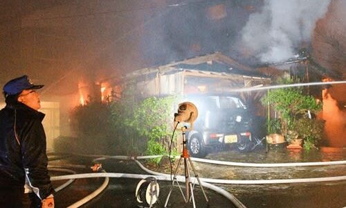 【速報】火元にいた2人のうち1人と連絡取れず　鳥取県大山町で民家火災