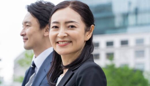 一生の金運を見るのは太陽線だが、自分の開運のタイプを知ったり、運を補強する重要な線や特別なマークとは？【手相がわかれば未来は変わる！金持ち手相占い】