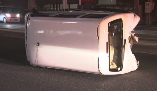 交差点近くで車３台が絡む事故　けが人複数の模様　鳥取県米子市