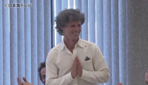 アメリカやイタリアなど12か国20人の砂像彫刻家が市長を表敬訪問　4月から砂の美術館で新たな展示　鳥取県鳥取市