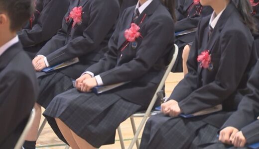 小学校の卒業式　「袴」人気の一方で…ほとんどの児童が「中学校の制服」の慣習…理由は？