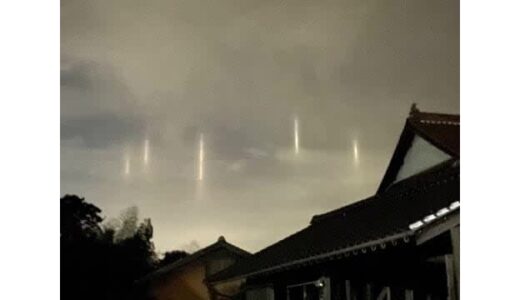 「オーロラ！？」夜空に浮かぶ光の柱に興奮！氷の粒がプリズムに…光柱現象あらわる（鳥取）