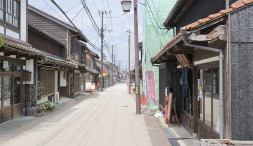 白壁土蔵群にある豆腐料理専門店。大きな手作り豆腐と季節の小鉢を楽しむ「豆腐御前」｜倉吉市