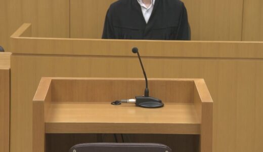 小学校の更衣室にボールペン型隠しカメラを設置…着替え中の複数の児童を盗撮　元児童支援員に執行猶予付き有罪判決