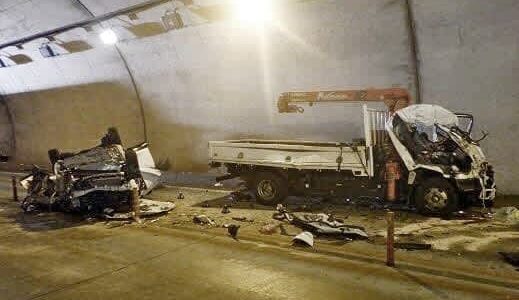 トンネル内でトラックなど3台絡む事故、男女3人死亡　鳥取道・用瀬第1トンネル