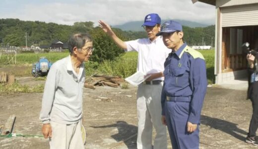 「竜巻と見ている」　台風１０号接近で鶏舎やパイプハウス倒壊　鳥取県知事が伯耆町の現場視察