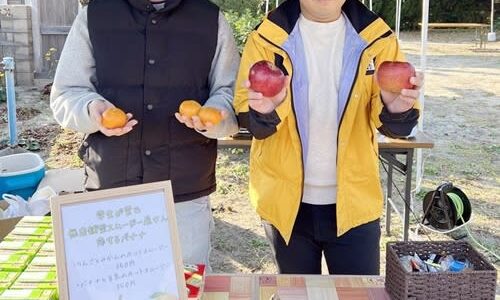 スムージー手作り、農家の熱意知って　浜田の島根県立大生がイベント出店　山陰産の果物使用