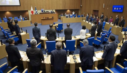 選挙ポスター条例、鳥取で成立