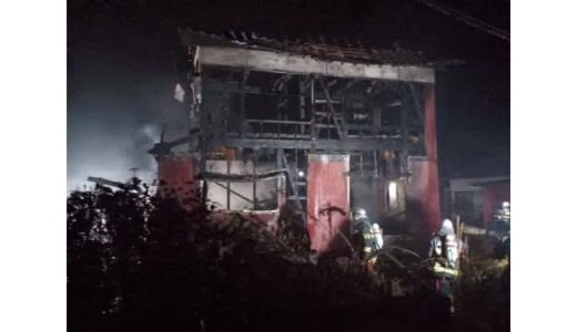 【続報】境港市の火災で住宅1棟全焼…周辺の住宅3棟に類焼（鳥取）