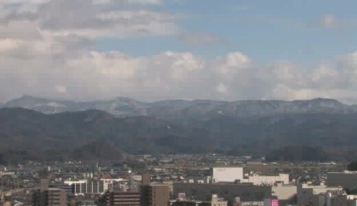 冬山で積雪に足を滑らせ約50メートル斜面を滑落か…警察が遭難した男性を救助（鳥取・若桜町）