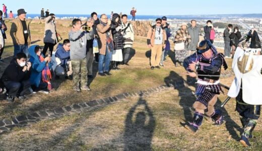 ラーメンと城「偏愛人」米子案内　地域観光新発見ツアー　全国から23人参加
