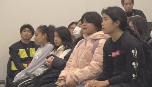水木しげるさんの体験通じ知る戦争　沖縄の児童らが平和学習