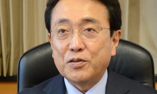 赤沢経済再生担当相を乗せた車と、対向の乗用車が接触する事故　鳥取県北栄町の県道　双方の乗員にけがなく、走行を再開