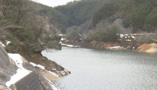 雪解け水が流れ込み…貯水ダム基準水位の97％まで迫る　急きょ放流量を増加　菅沢ダム　鳥取・日南町